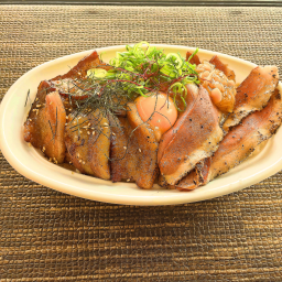 鴨と豚のあい盛り丼